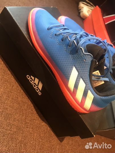 Кроссовки adidas