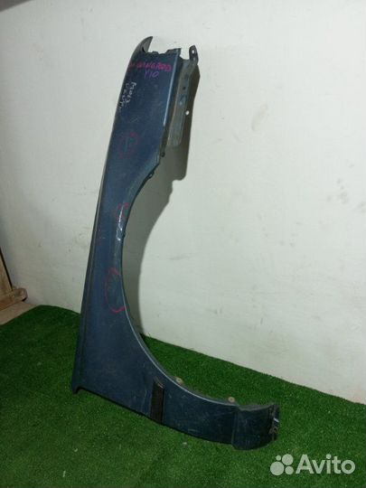 Крыло переднее правое Nissan Wingroad 1996-1999