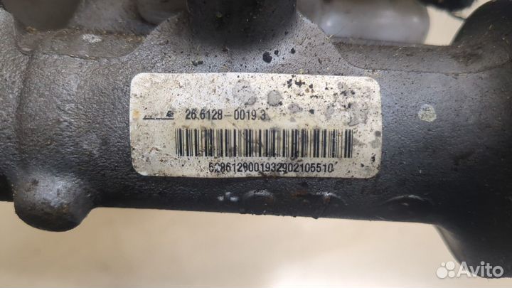 Цилиндр тормозной главный Nissan Navara, 2013