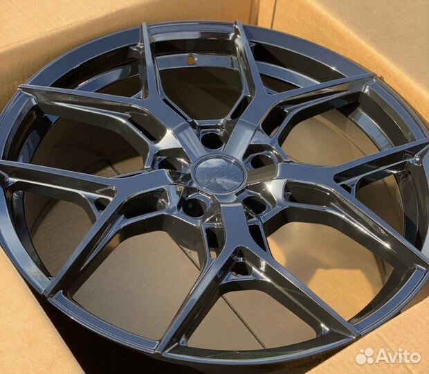 Диски BMW X5 F15 X6 F16 E70 E71 R22