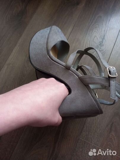 Босоножки размер 37-38