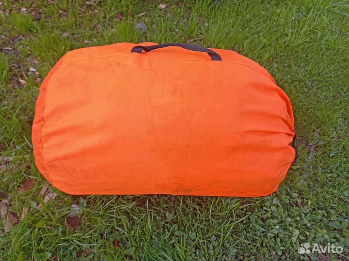 Спасательный костюм