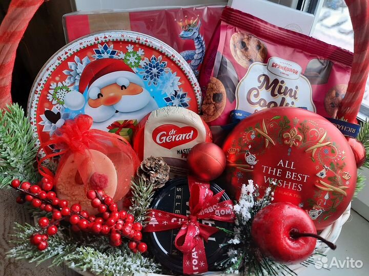 Подарочная новогодняя корзина Сладкий подарок