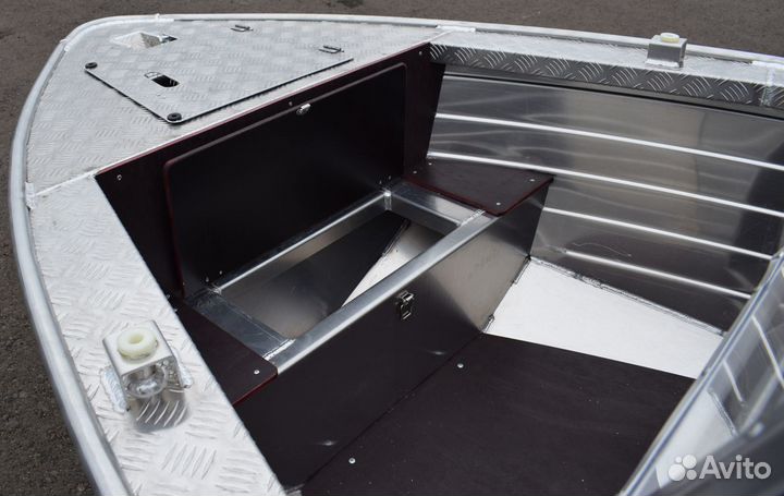 Новая лодка с увеличенными бортами Wyatboat 390DCM