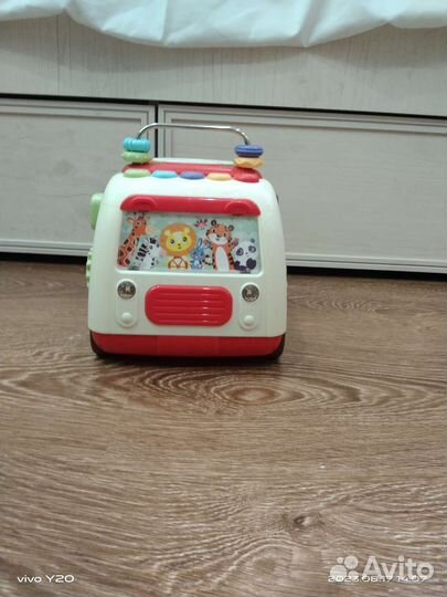 Развивающий автомобиль для детей