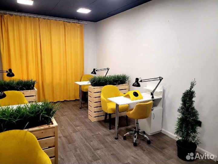 Аренда места для мастера маникюра