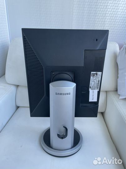 Монитор Samsung 940T