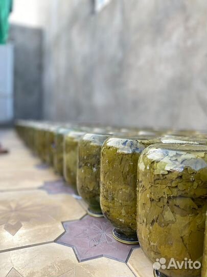 Виноградные листья на заказ (3-х литр банкки)