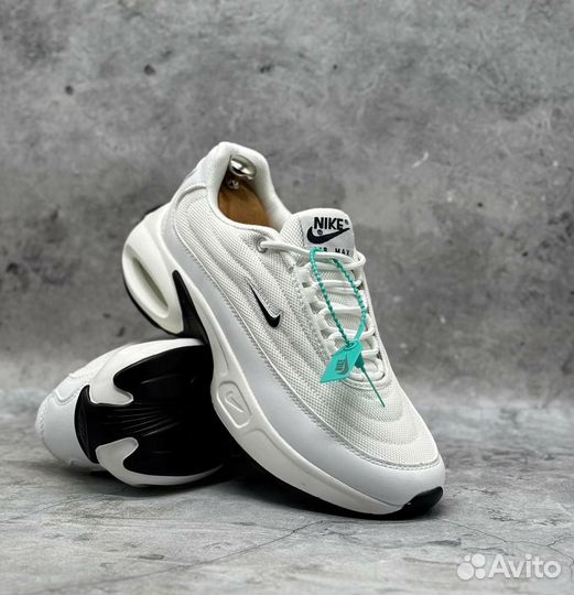 Кроссовки Nike