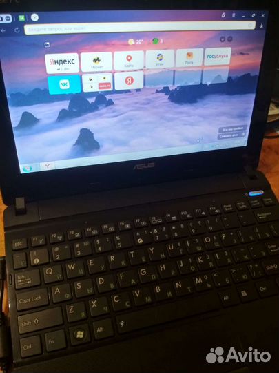 Нетбук asus eee pc x101h состояние нового 2гб