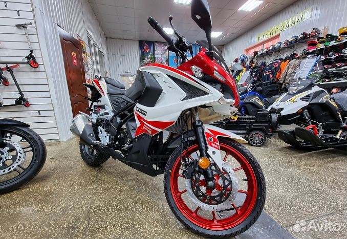 Мотоцикл RC300 storm PRO-sport (Bajaj pulsar)