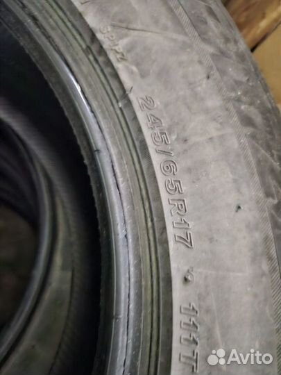 Bridgestone Blizzak Spike-01 245/65 R17