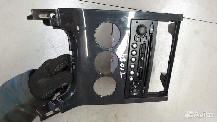 Магнитола Peugeot 3008, 2010