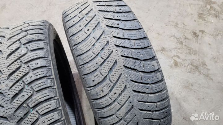 Toyo Observe Ice-Freezer 215/55 R17