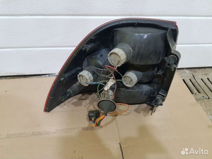Фонарь задний правый LADA приора