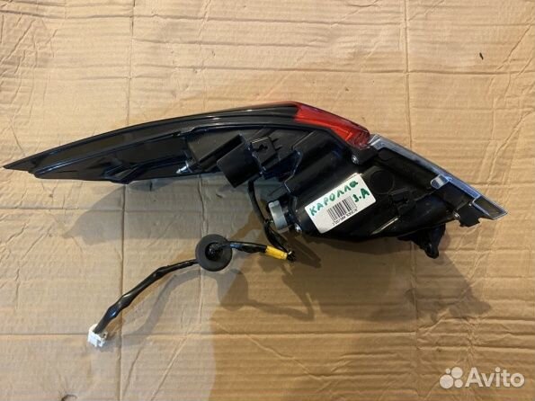 Фонарь задний левый Toyota Corolla E210