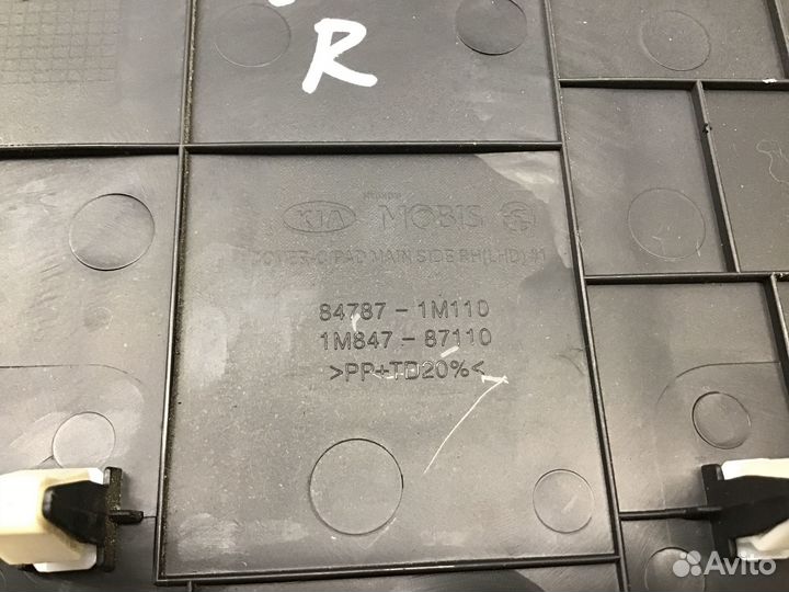 Накладка (кузов внутри) Kia Cerato 2009-2013