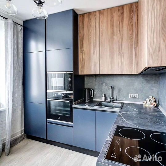 Угловой кухонный гарнитур современный