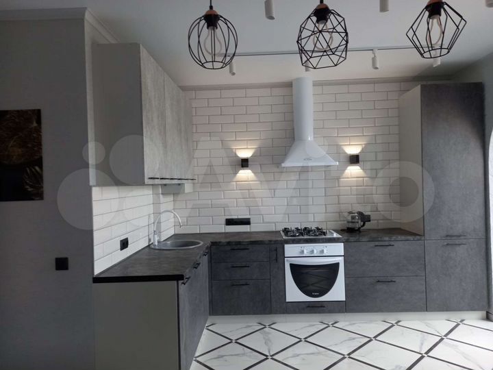 1-к. квартира, 47 м², 1/3 эт.