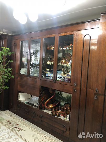 Стенка в гостиную