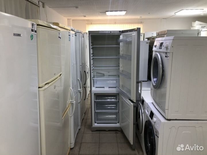 Холодильник Hotpoint-Ariston. 185 см. С гарантией