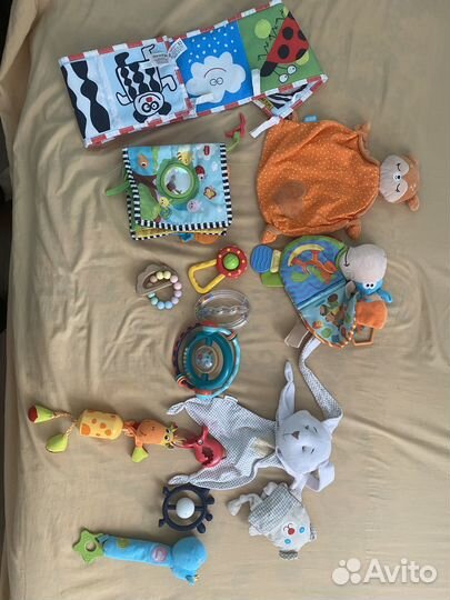 Детские развивающие игрушки для малышей