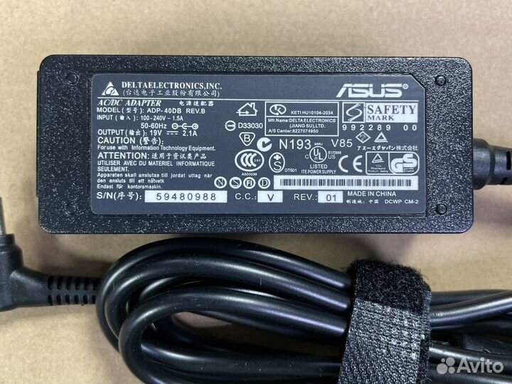 Блок питания для нетбуков asus 19V 2.1A 2.5x0.7