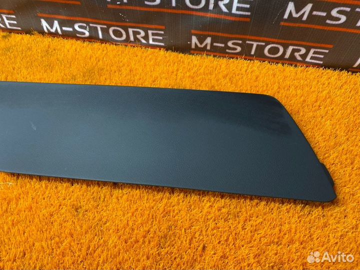 Накладка центральной консоли левая Audi A6 C6/4F