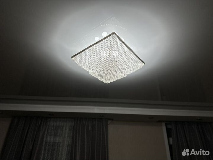 Продам люстру из хрусталя Maytoni M583-48x48-2-G