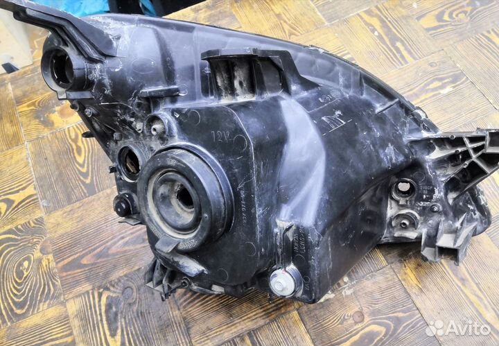 Фара левая Honda cr-v 2