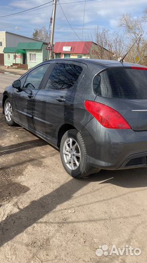 Peugeot 308 1.6 AT, 2011, 110 000 км