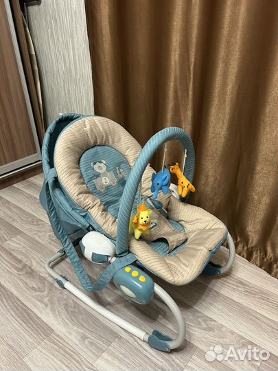 Шезлонг детский babyton