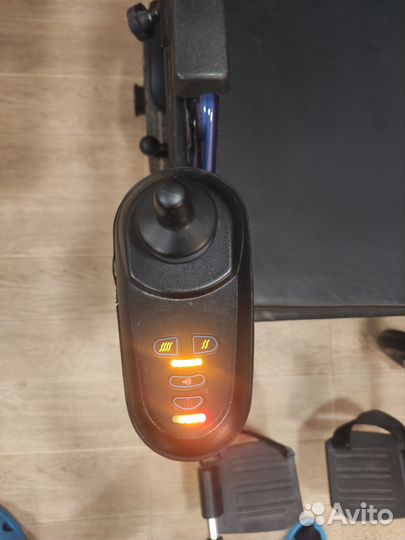 Электрическая инвалидная коляска Ortonica Pulse110