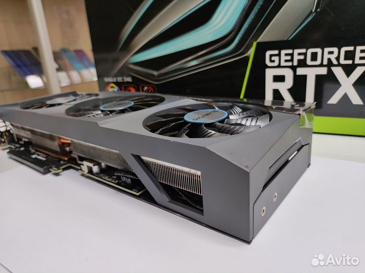 Видеокарта Gigabyte GeForce RTX 3090 Eagle OC 24Gb