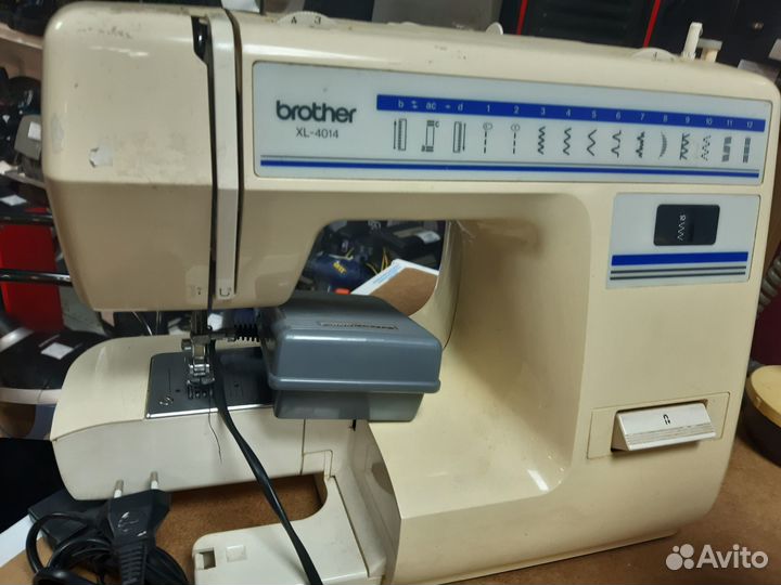 Швейная машинка Brother x12220