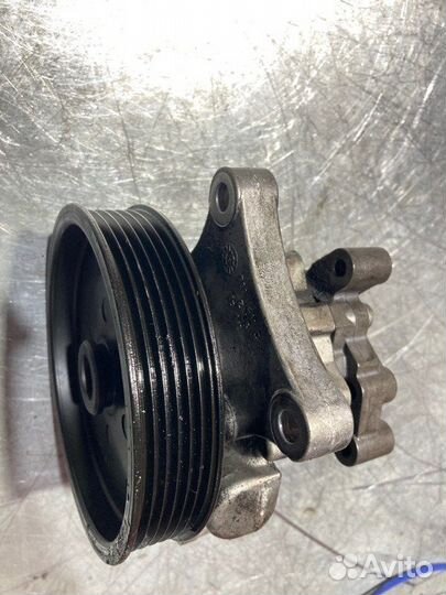 Насос гидроусилителя руля Mercedes E-Class W212