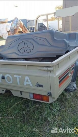 Вкладыш от Toyota Hilux