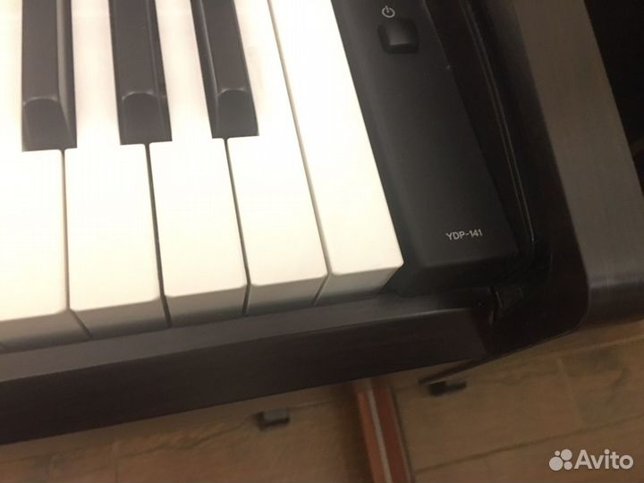 Цифровое пианино yamaha ydp 141