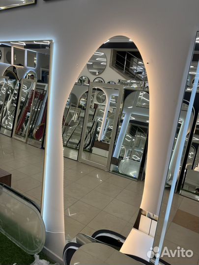 Зеркало с подсветкой