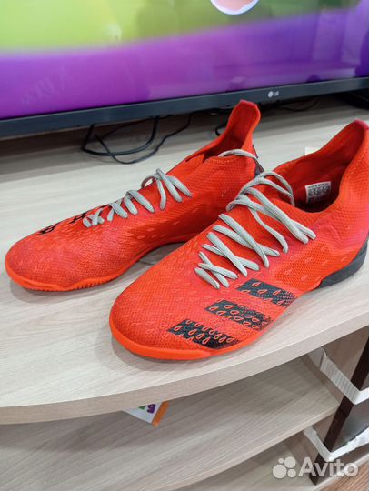 Футзалки adidas predator 42