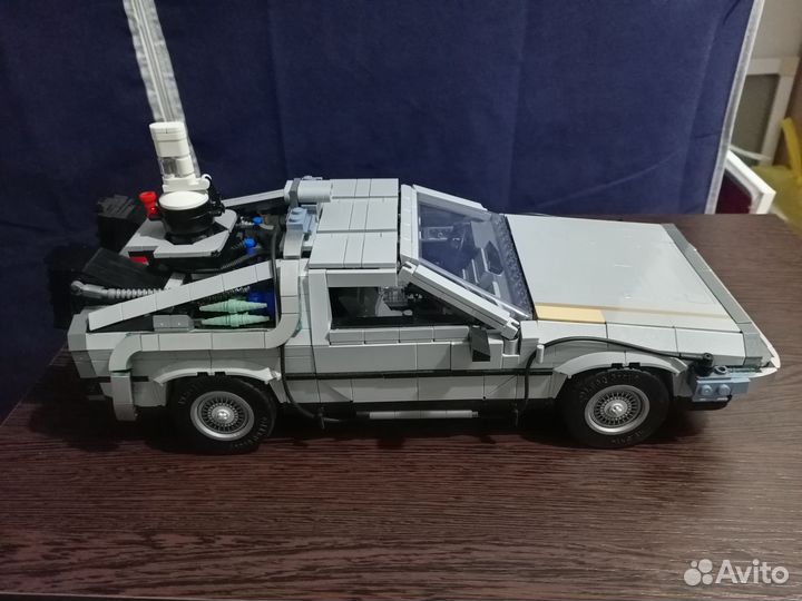 Dmc DeLorean собранный конструктор