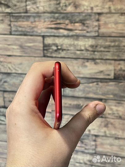 iPhone SE (2020), 64 ГБ