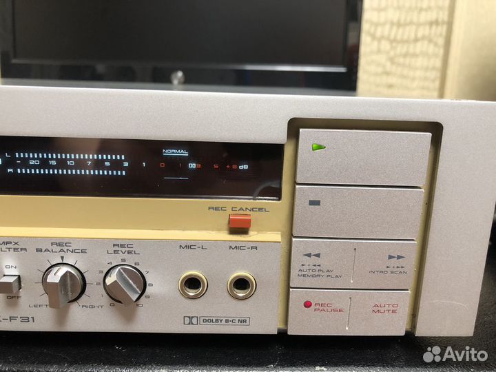Akai GX-F31 Кассетная дека - 220V