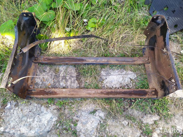 Крепление топливного бака ЗИЛ