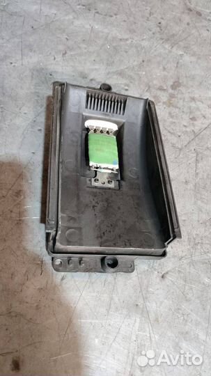 Сопротивление печки seat Toledo 2 2003 1J0819022A