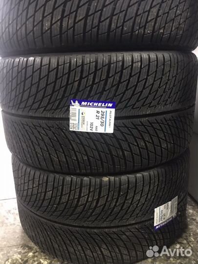 Michelin Pilot Alpin 5 295/30 R21 и 245/35 R20