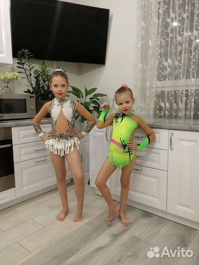 Купальник для художественной гимнастики