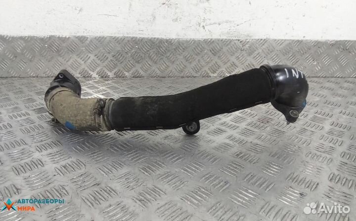 Патрубок интеркулера Skoda Octavia 3 (A7) 2014