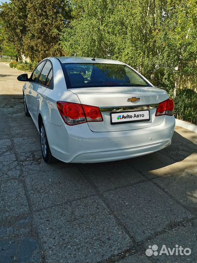 Chevrolet Cruze 1.8 AT, 2013, 260 450 км