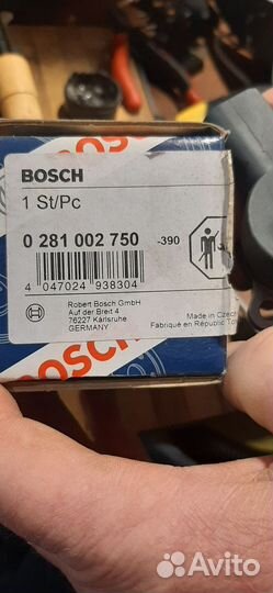 Bosch 0281002750 Регулятор давления топлива